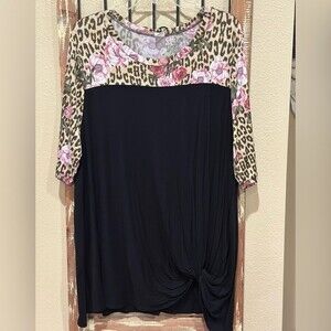Women’s boutique Top